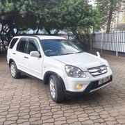 Honda CR-V 2004 White for sale