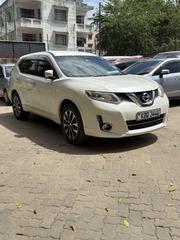 Nissan X-Trail 2.0 Petrol AWD 2017 White for sale