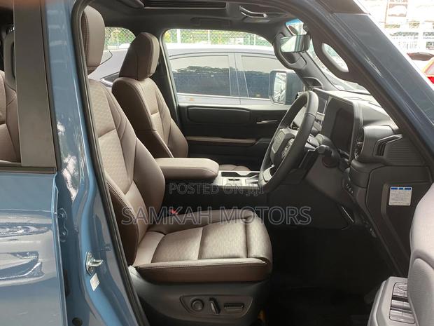 Toyota Land Cruiser Prado 2024 Blue