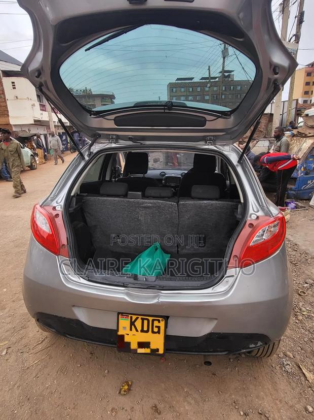 Mazda Demio 2015 Silver