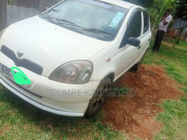 Toyota Vitz 1.0 FWD 5dr 2005 White