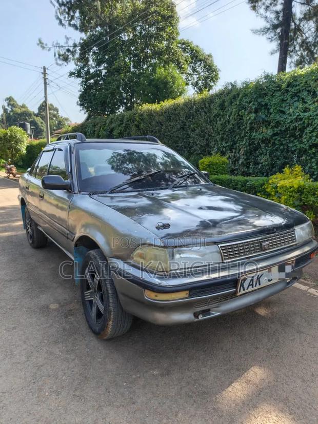Toyota Corolla G-Touring 2001 Gray