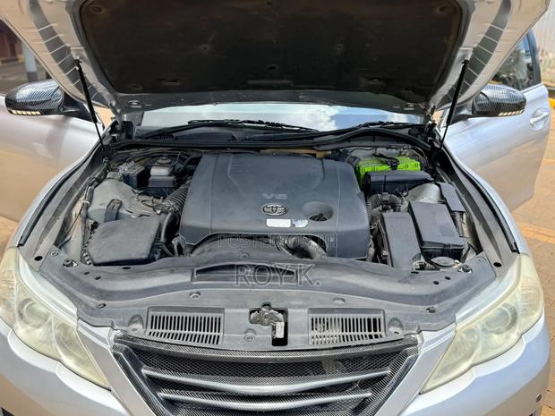 Toyota Mark X 2.5 RWD 2010 Silver