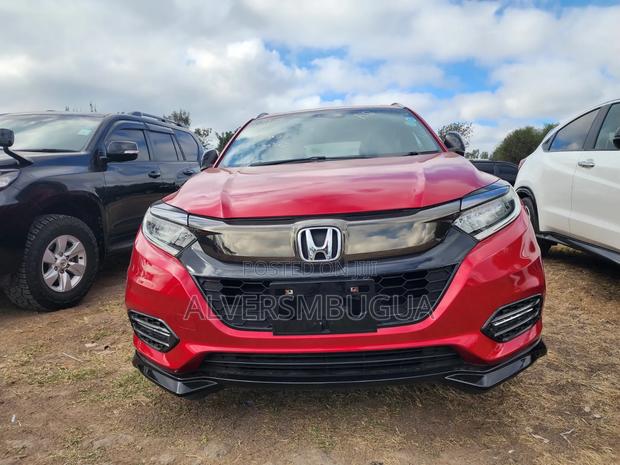 Honda Vezel 1.5 2WD 172 hp 2019 Red