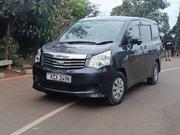 Toyota Noah 2012 Gray for sale