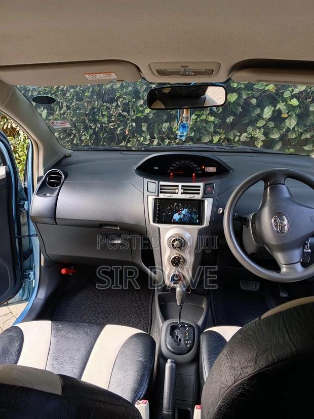 Toyota Vitz 1.0 FWD 5dr 2008 Blue