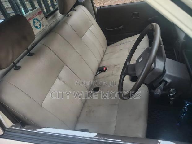 Mitsubishi L200 2006 Brown