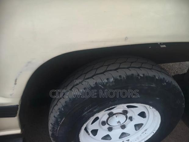 Mitsubishi L200 2006 Brown