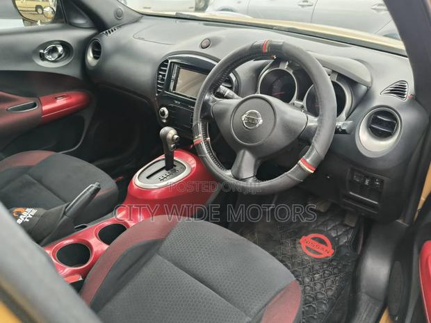 Nissan Juke 2012 Gold