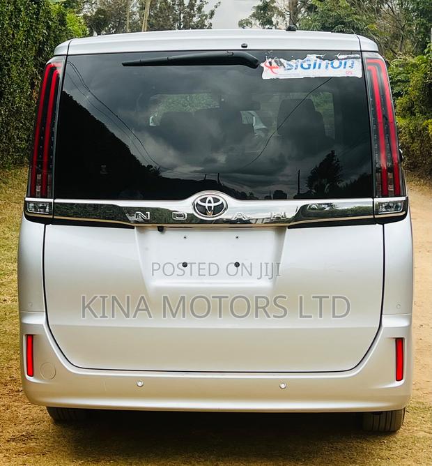 Toyota Noah 2.0 FWD (8 Seater) 2020 Silver