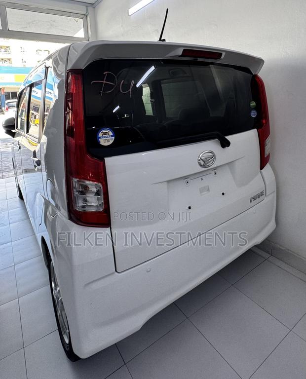 Daihatsu Move 2021 White