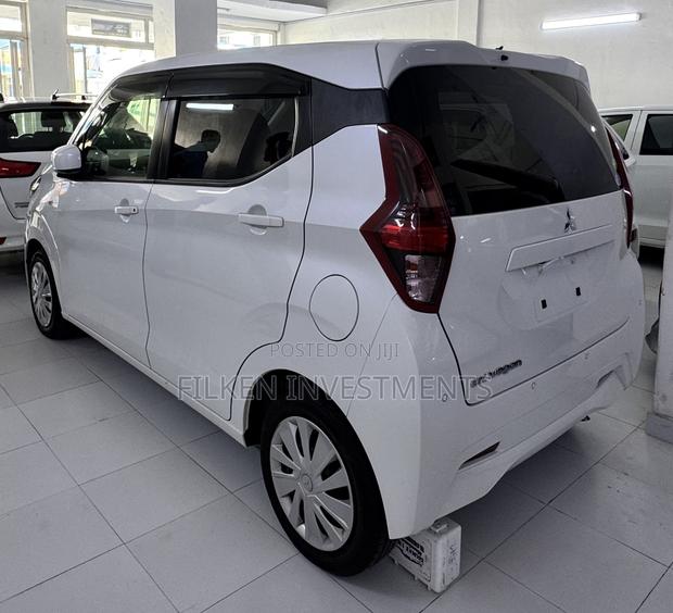 Mitsubishi EK Wagon 660 FWD 2020 White
