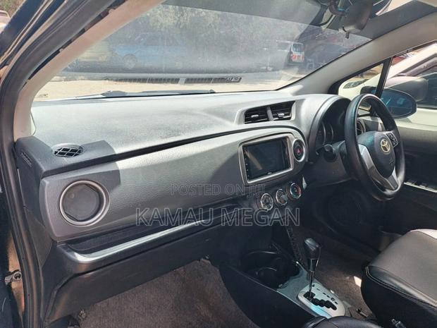 Toyota Vitz 2013 Black