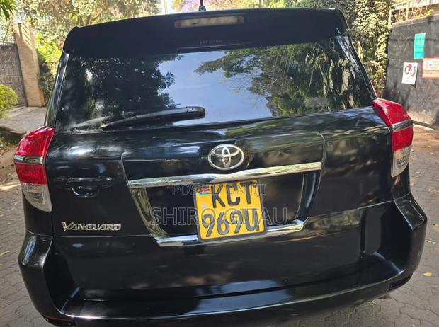 Toyota Vanguard 2012 Black