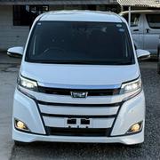 Toyota Noah 1.8 FWD Hybrid (7 seater) 2019 White for sale