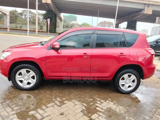 Toyota RAV4 2015 Red