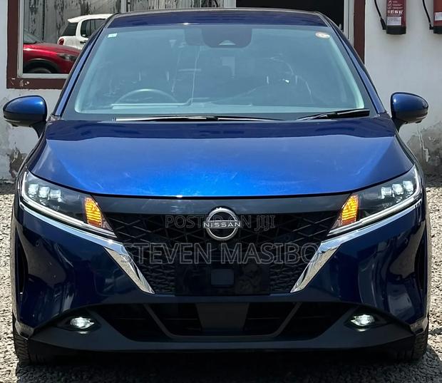 Nissan Note 1.2 Hybrid 2021 Blue