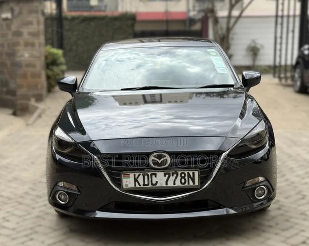 Mazda Axela SV Premium 2014 Black