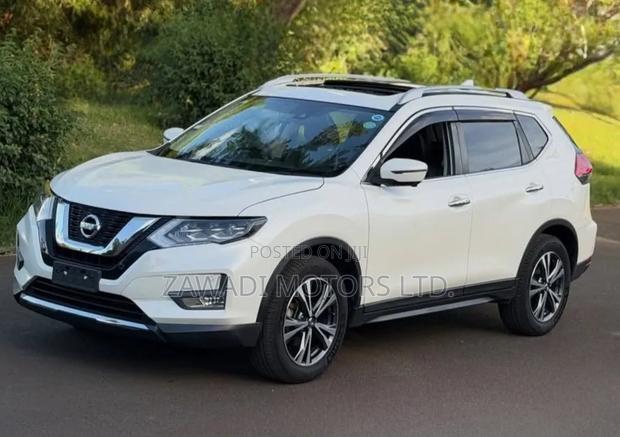 Nissan X-Trail 2.0 Petrol AWD 2019 White