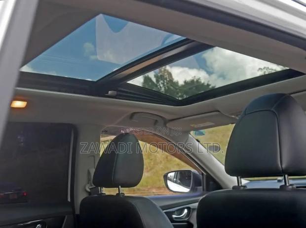Nissan X-Trail 2.0 Petrol AWD 2019 White