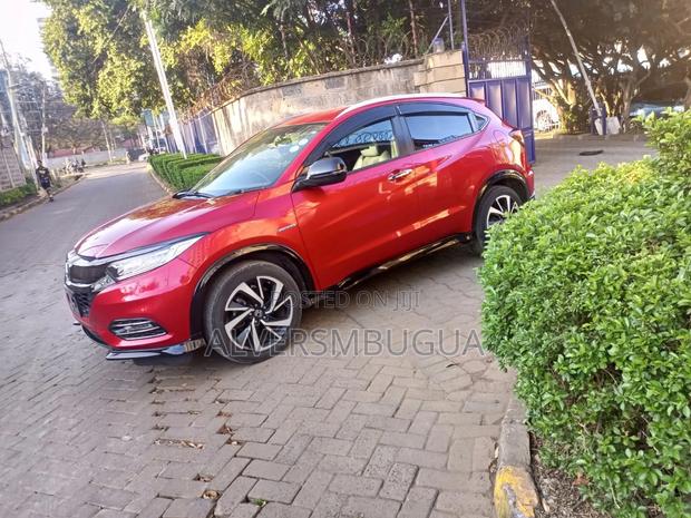 Honda Vezel 1.5 2WD 172 hp 2019 Maroon