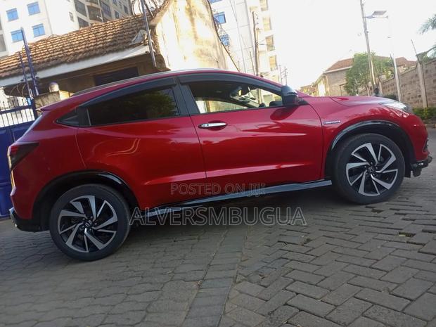 Honda Vezel 1.5 2WD 172 hp 2019 Maroon