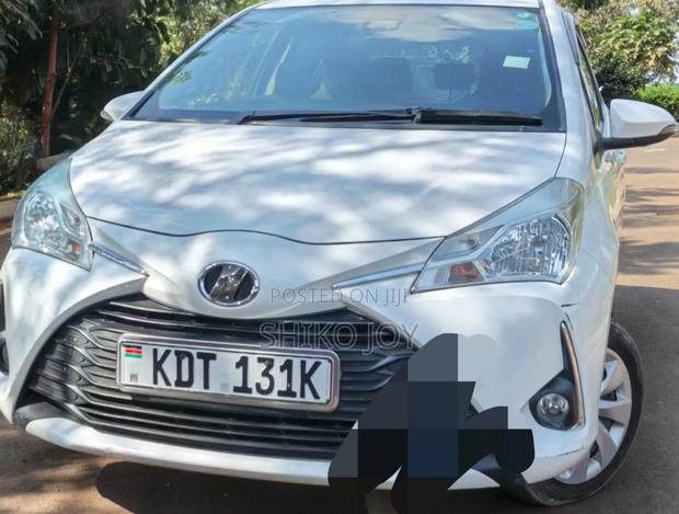 Toyota Vitz 2018 White
