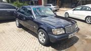 Mercedes-Benz E200 1990 Blue for sale