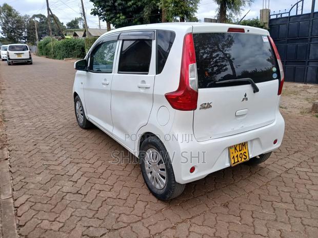 Mitsubishi EK Wagon 2016 White