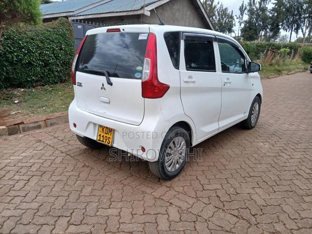 Mitsubishi EK Wagon 2016 White