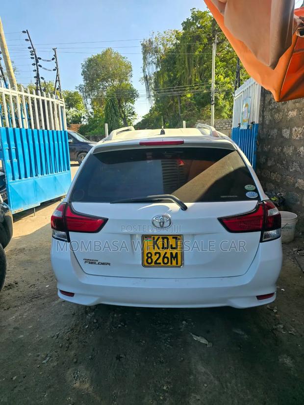 Toyota Corolla Fielder 1.5 Petrol AWD 2015 White