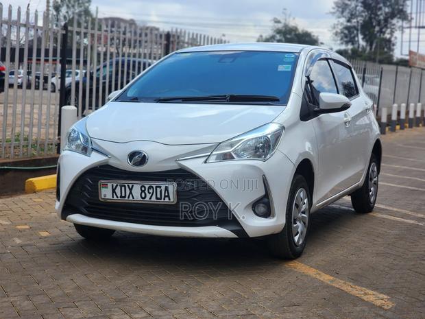 Toyota Vitz 1.0 FWD 5dr 2019 White