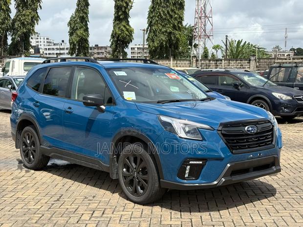 Subaru Forester Premium AWD 2023 Blue