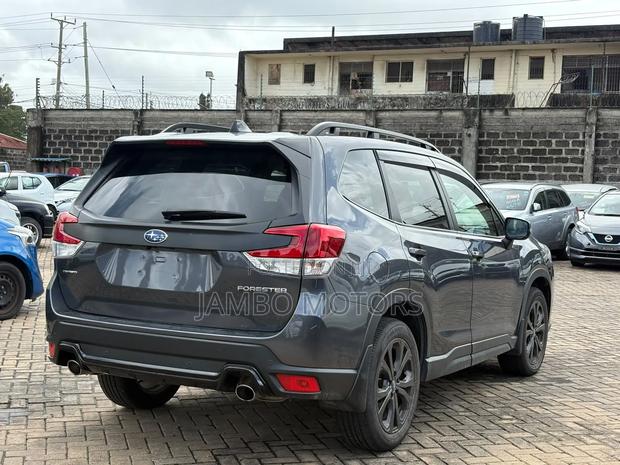 Subaru Forester Premium AWD 2023