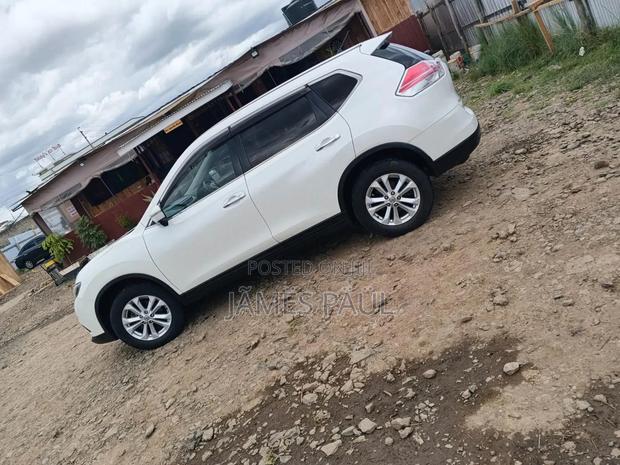 Nissan X-Trail SV Premium 2014 White