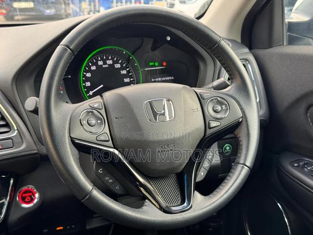 Honda Vezel 2020 White