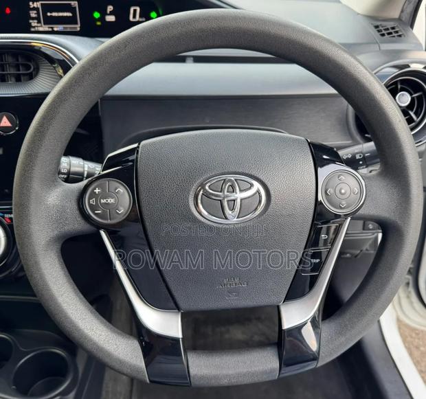 Toyota Aqua 2019 White