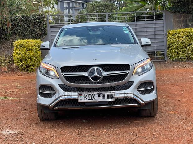 Mercedes-Benz GLE-Class GLE 350d 4MATIC 2019 Silver