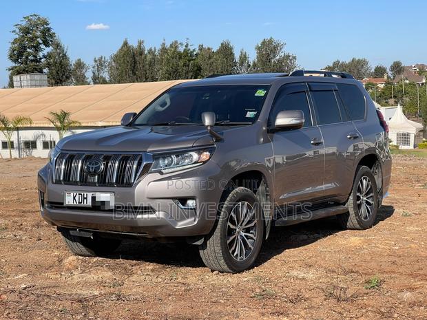 Toyota Land Cruiser Prado 2.8 2017 Brown