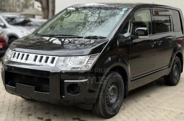 Mitsubishi Delica 2019 Black