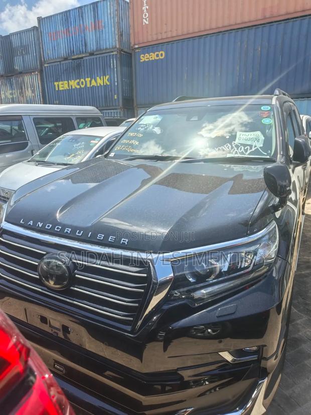 Toyota Land Cruiser Prado 2.7 2019 Black