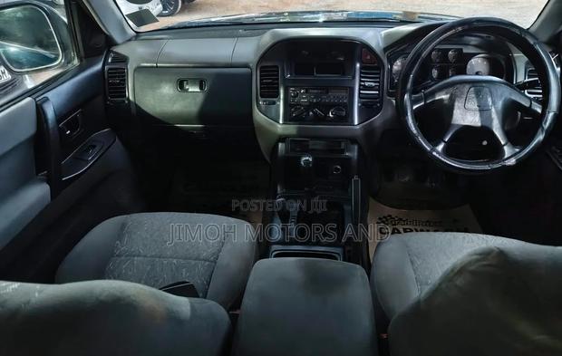 Mitsubishi Pajero 2003 Green