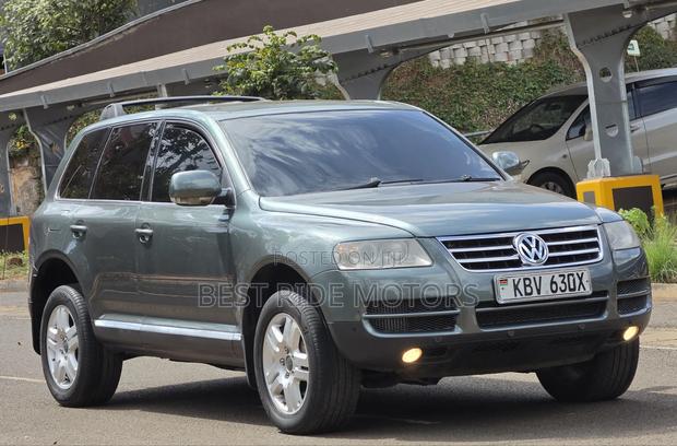 Volkswagen Touareg 3.0 V6 TDi Automatic 2006 Gray
