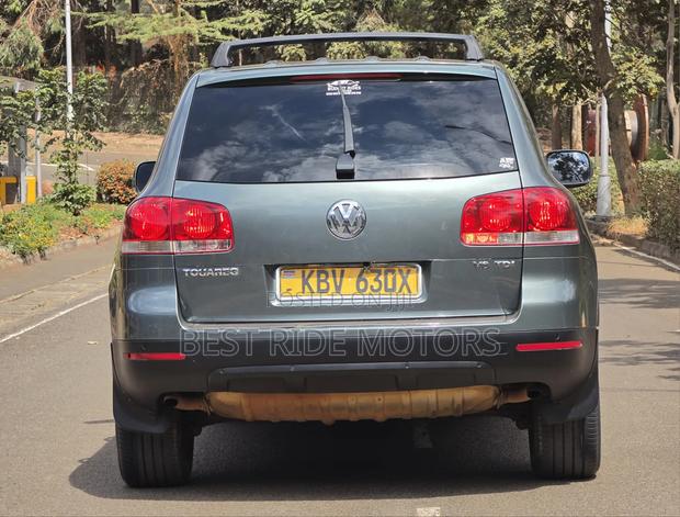 Volkswagen Touareg 3.0 V6 TDi Automatic 2006 Gray
