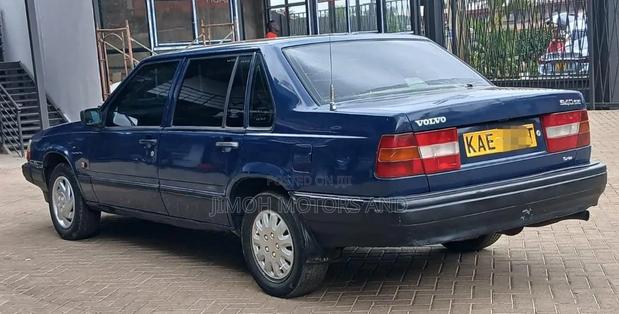 Volvo 940 1998 Blue