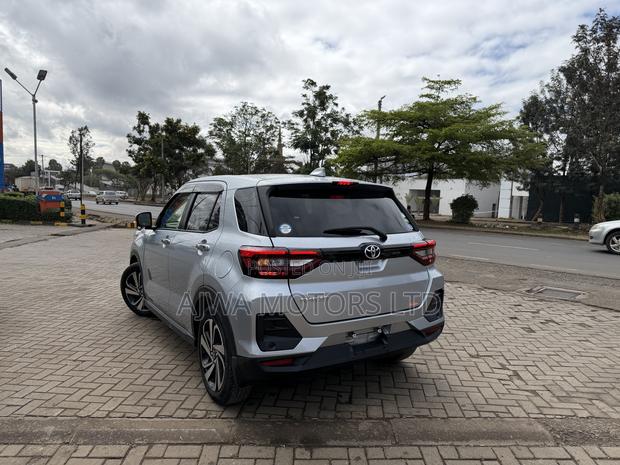 Toyota Raize 1.0 FWD 2020 Silver