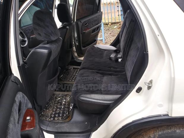 Honda CR-V 2004 White