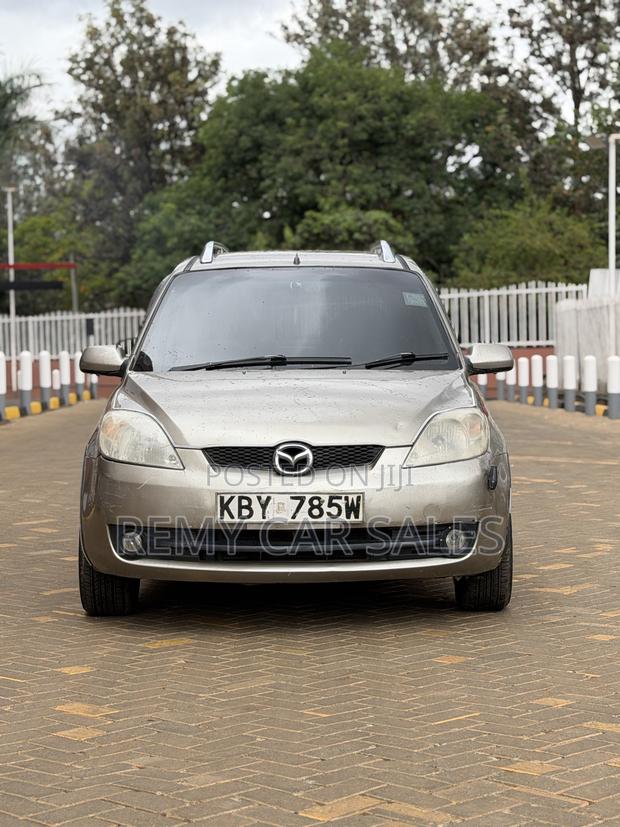 Mazda Demio 2006 Gold
