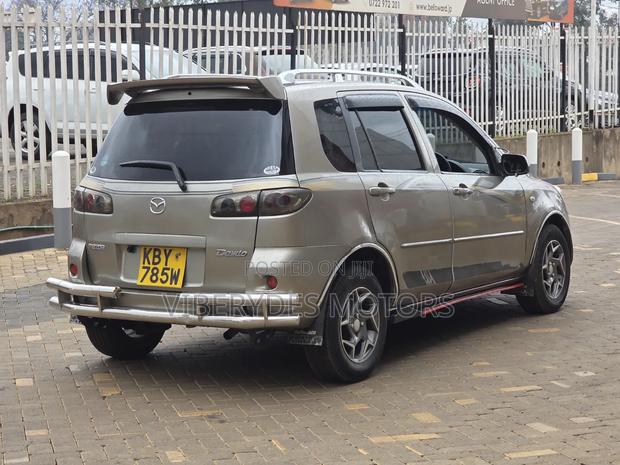 Mazda Demio 2006