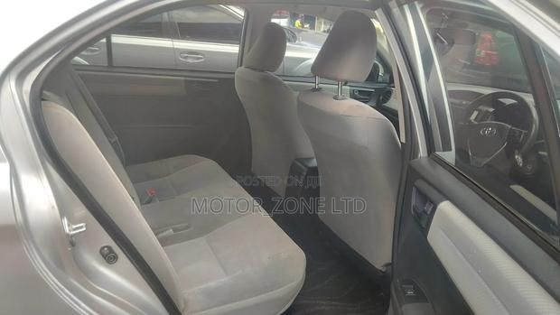 Toyota Axio 2014 Silver